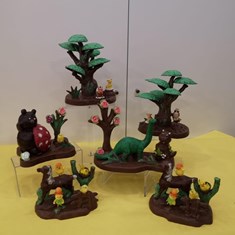 Animales y árboles