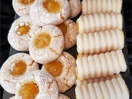 Panellets y huesitos de yema
