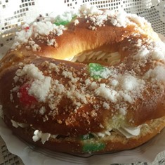 Roscón de reyes con nata