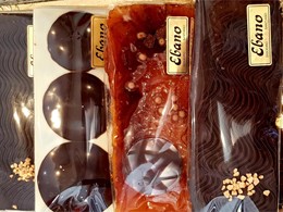 Turrones artesanos de yema, trufa, café....